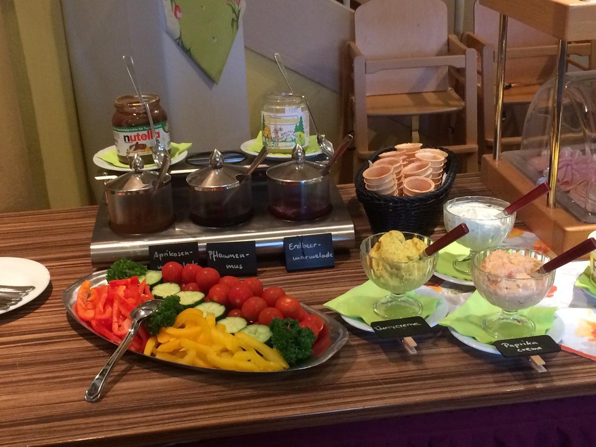 Hotel Zum Herrenhaus 베링겐 외부 사진